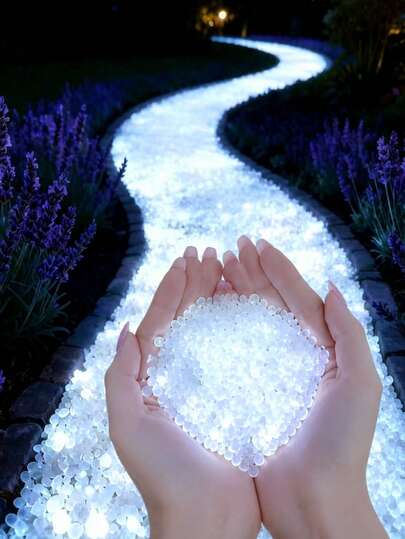 1000 piezas de piedras que brillan en la oscuridad, guijarros decorativos luminosos de colores, múltiples colores disponibles. Estas piedras fluorescentes para exteriores son adecuadas para el diseño de paisajes, pueden usarse como piedras decorativas DIY para exteriores en patios, patios traseros, balcones, céspedes, senderos, acuarios, macetas y también para decoraciones de fiestas y vacaciones. El producto es resistente al agua y duradero, lo que lo hace ideal para el hogar y el paisaje exterior, piedras luminosas para decoración de vacaciones.