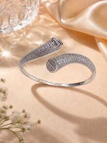 1pc Luxury Minimalist Asymmetrical Twisted Cuff Bracelet With Full Zirconia Stones For Women, High-End Low-Key Elegant Gift Accessory - Bracelet - View 6