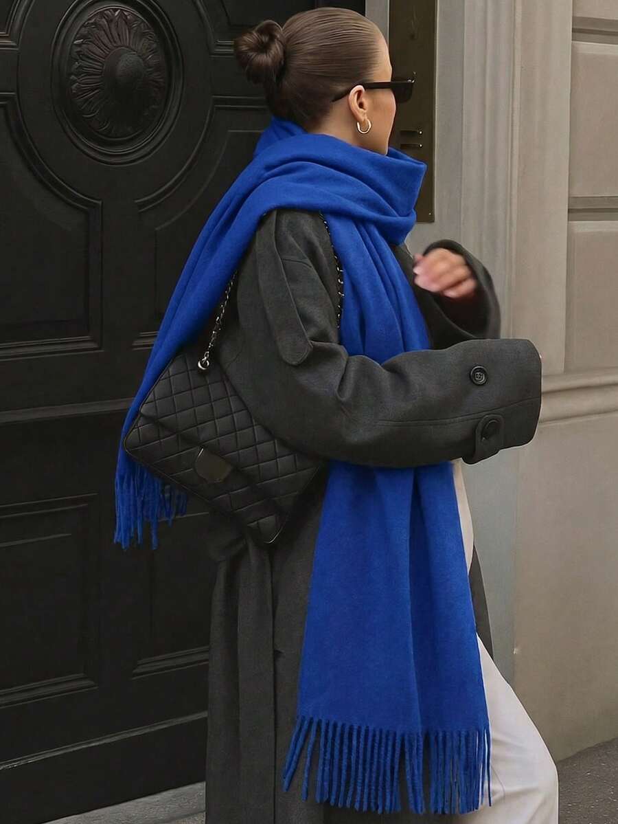 1pc Women's Minimalist Solid Color Cashmere Scarf, Casual Versatile Tassel Warm Shawl, Fashionable Cold-Proof Outerwear, Suitable For Daily Wear