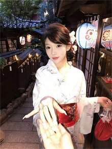改良浴衣 ワンピース レディース 神楽風 巫女風 和風 和柄 清楚系 写真映え 撮影会 花火大会 夏祭り 和装コーデ レトロガーリー 着物風 イベント衣装 - 着物には,扇子,頭飾り,そしてシンプルな帯(腰帯)が含まれます. - チェックする 3