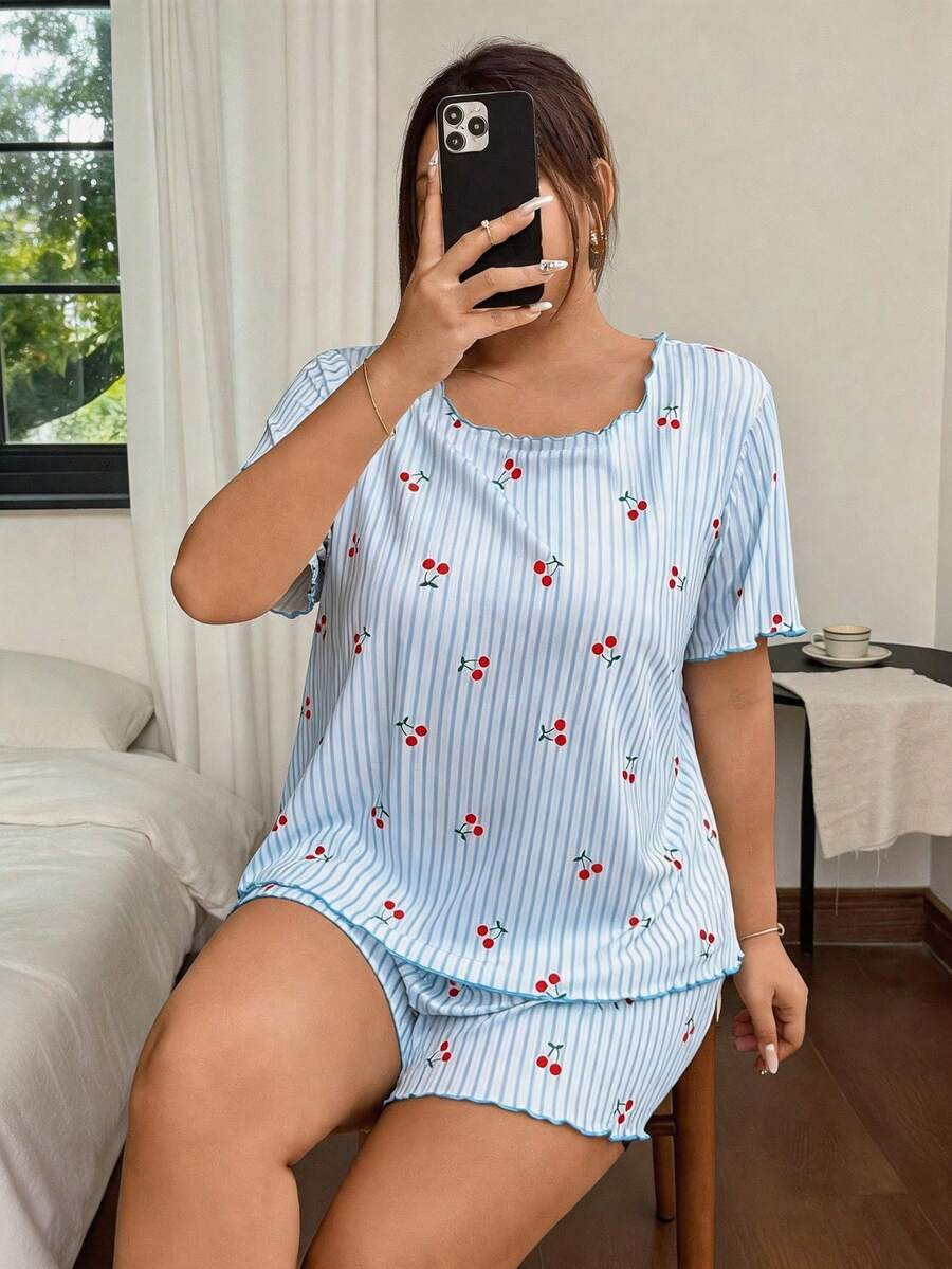 女款大尺碼條紋櫻桃短袖短褲睡衣套裝,2件組,適合春夏居家休閒穿著 - 淺藍色 - 查看 1