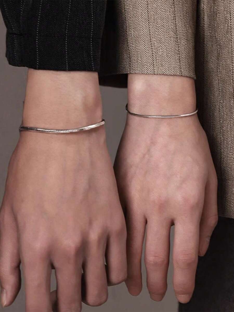 2pcs Minimalist Plain Chain Stainless Steel Couple Snake Chain Bracelet Set, Unisex Valentine's Day Bracelet, Suitable For Daily Commute And Versatile Accessory - Silver - View 1