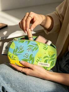 L'Occitane Fashion Travel Toiletry Bag, Dust-Proof Wash Bag, Exquisite Craftsmanship, Suitable For Short Trips And Outdoor Activities, Practical Gift, LOCCITANE‑GIFT-3 Makeup Bag - Mint Green - View 1