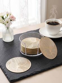 12入金色葉紋壓花杯墊，PVC材質餐墊，3.94英吋圓形咖啡杯墊，可水洗、易清潔、可擦拭、防滑耐熱，適合房間裝飾、居家桌面裝飾、家居裝飾，適用於節日、派對、生日、婚禮與晚餐聚會 - 彩色 - 查看 1