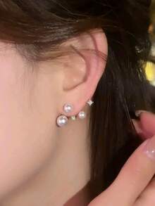 2 Buah Anting Tusuk Berlian Imitasi & Mutiara Berkilau Motif Langit Berbintang untuk Wanita, Perhiasan Anting Desain Unik dan Mewah - Perak - View 4