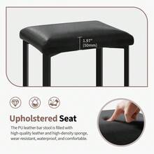 Taburetes de bar de altura encimera de 24 pulgadas, pack de 2 o 4 unidades. Sillas de cocina para zona de desayuno en piel sintética PU, con tapizado acolchado de 2 pulgadas de grosor - 4 piezas negras - Ver 3