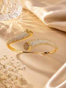 1pc Luxury Minimalist Asymmetrical Twisted Cuff Bracelet With Full Zirconia Stones For Women, High-End Low-Key Elegant Gift Accessory - Bracelet - View 2