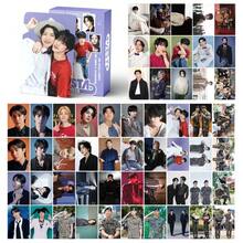 55張雙面HD B,T,S Lomo相卡，個人與團體收藏卡，K-Pop粉絲周邊禮物送給ARMY，適合手帳與相簿裝飾，包含所有七位成員的肖像與團體照，豐富的專輯、演唱會與時尚畫報設計 - 彩色 - 查看 9