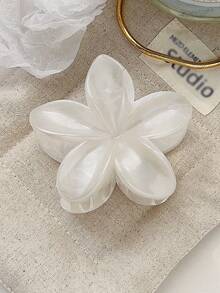 1pc Acrylic Plumeria Hair Claw Clip, White Pearl Luster 3D Petal Design, Elegant Sweet Women's Updo Hair Accessory, Fresh Elegant For Wedding, Party, Date, Daily, Face Washing, Makeup, Travel, Vacation, Photography - Multicolor - View 2