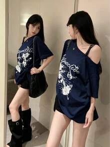 美式印花不對稱肩帶海軍藍短袖女款夏季性感寬鬆獨特上衣 - 藏蓝色 - 查看 2