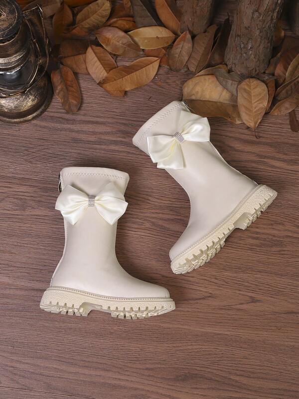 1 Pair Cream White Girls' Soft Gentle High-Top Princess Boots, Delicate Matte PU Fabric + Side Rhinestone Satin Large Bow Decoration, Round Toe Gear Thick Sole Non-Slip Back Zipper Design, Fresh Soft Sweet Princess Style, Suitable For Daily Casual School, Birthday Party, Stage Performance, Suburban Outing Vacation Autumn/Winter New 2026