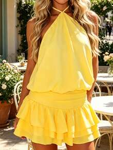 Vestido corto de mujer con cuello halter, plisado, sin mangas, espalda abierta, con volantes en capas y silueta evasé - Amarillo - Ver 2