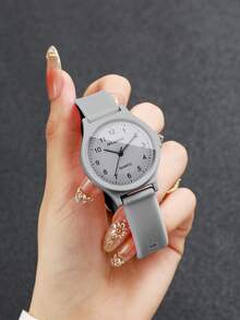 Women's Silicone Watch, Fashion Minimalist Digital Dial, Classic Elegant Quartz Wristwatch (1pc/Set), Watch Box Not Included - Grey - View 3