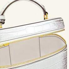 JW Box Bag 鱷魚壓紋女款手提包 時尚通勤方包 單肩斜跨兩用小方包 小眾設計 - 白色 - 查看 5