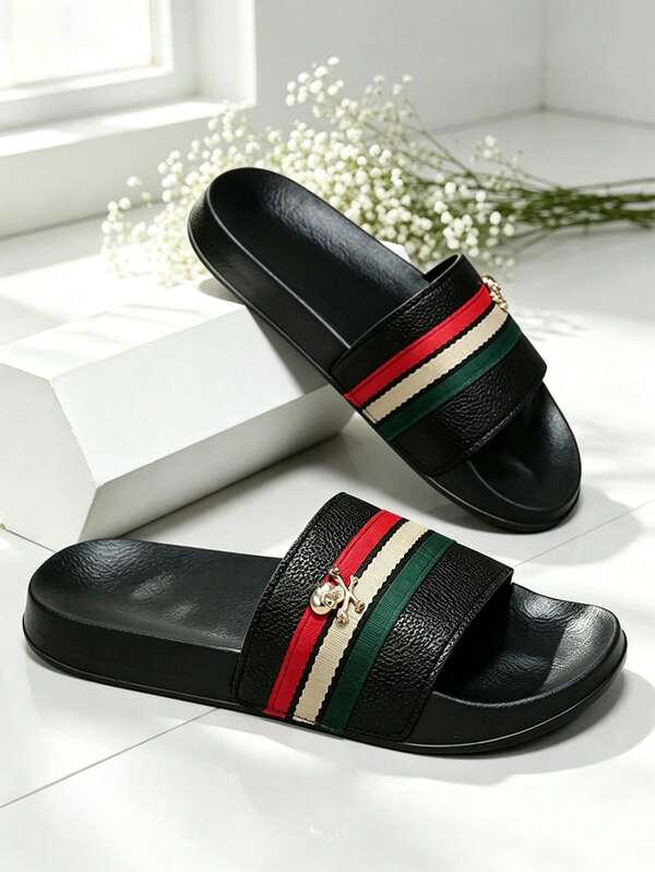 1 Paio di Ciabatte Slip-On con Suola Morbida e Rimbalzante, Icona Teschio a Righe Multicolore Nero Rosso Verde, Adatte per Interno, Esterno, Spiaggia e Sabbia