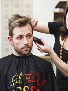 Graffiti Patterns Decorative Hair Cutting Cape, Waterproof And Dustproof Hair Dyeing Apron, Broken Hair Cleansing Brush, Beard Brush, Professional Hairdressing Accessories For Barber Salon Uses - Multicolor - View 4