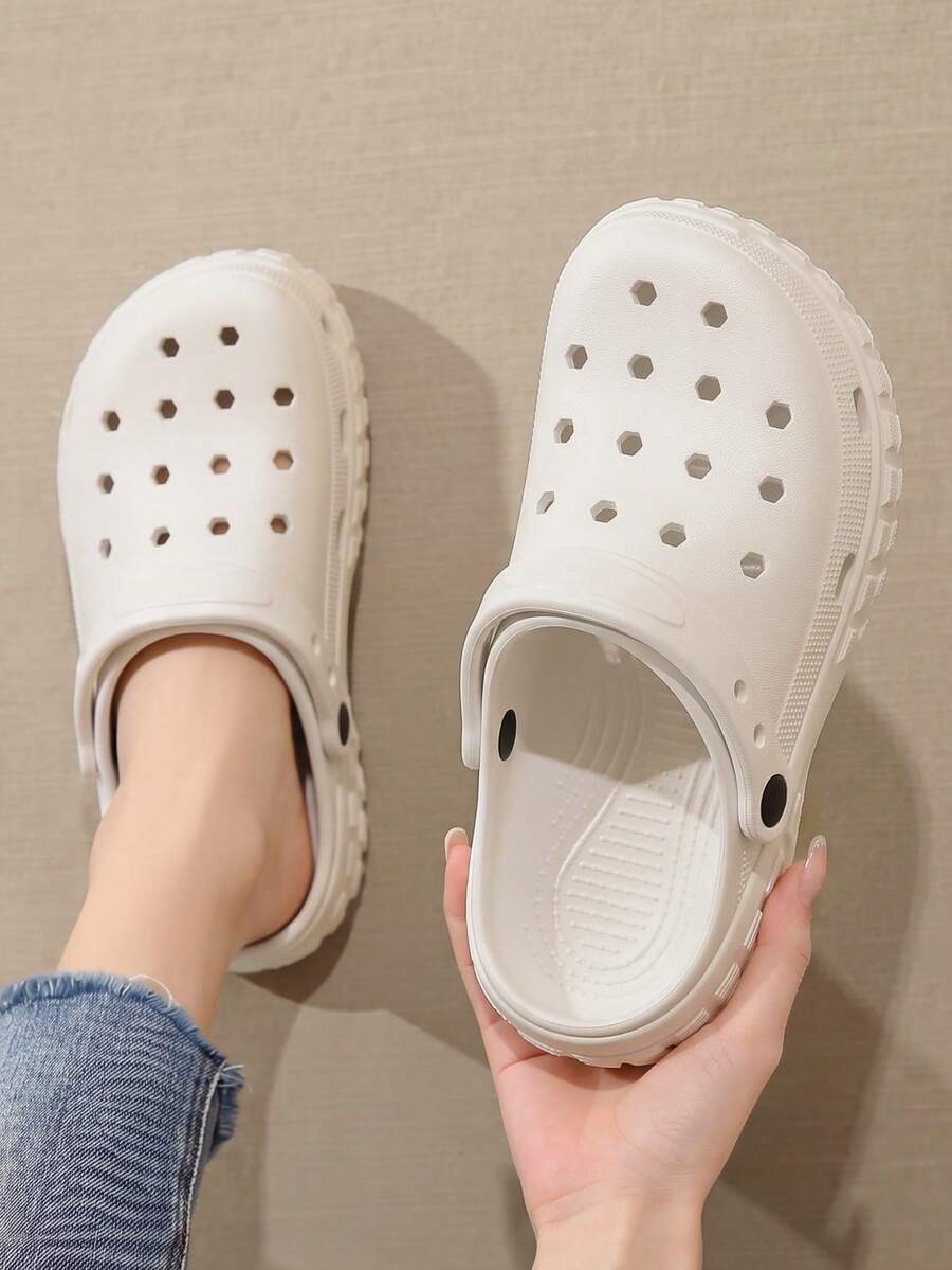 2026 Spring/Summer New Ivory Tire Tread Hollow Sandals, Unisex Platform Breathable Anti-Slip Casual Beach House Slippers