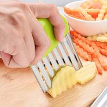 3/6PCS Fruit And Bread Slicing Set – Convenient For On-The-Go Use. Includes A Potato Cutter, Vegetable Peeler, Cutting Board, And Fruit/Vegetable Slicer-A Complete Set Of Tools For Outdoor Dining And Activities. - Multicolor - View 4