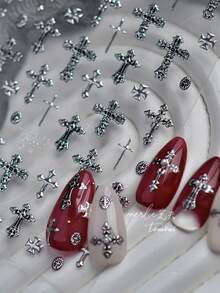 1 Peça Adesivo de Arte de Unhas de Metal Prateado 5D Vintage Escuro de Alta Qualidade com Decoração de Cruz, Base Azul, Decalque Decorativo 3D, Suprimentos para Design de Unhas DIY - Prata - Visão 4