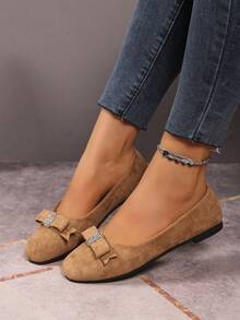 Solid Color Fashion Bow Women's Slip-On Shoes Office Autumn Slouchy Shoes Women's Driving Loafers - Khaki - View 1
