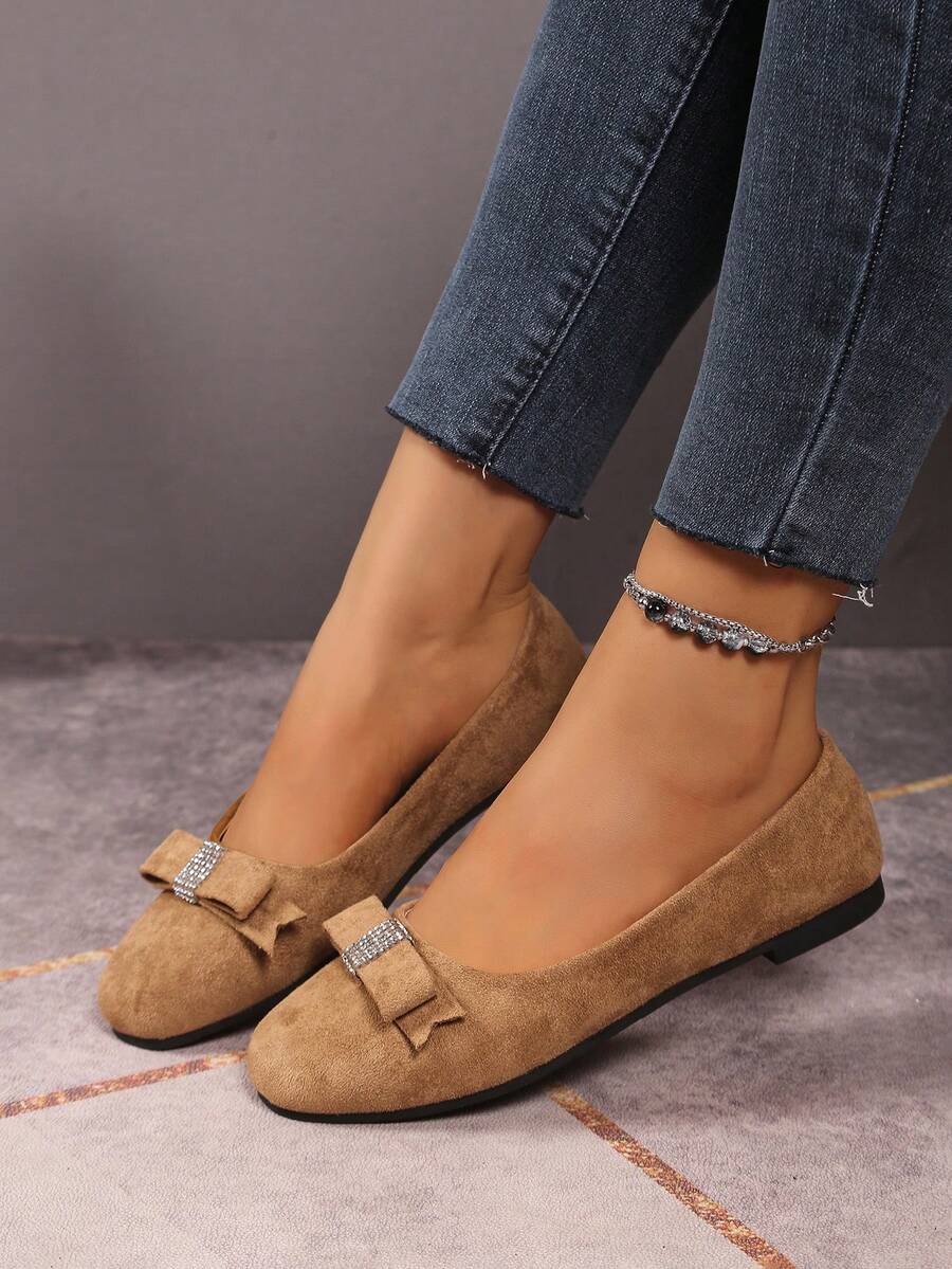 Solid Color Fashion Bow Women's Slip-On Shoes Office Autumn Slouchy Shoes Women's Driving Loafers - Khaki - View 1