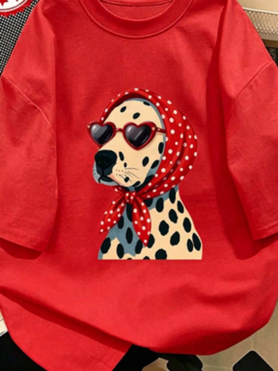Women's 100% Cotton T-Shirt With Dalmatian Print, Dog Graphic With Red Polka Dot Bandana, Casual Loose Fit, Short Sleeve, Fun And Unique Gift For Dog Lovers - 紅色 - 查看 1