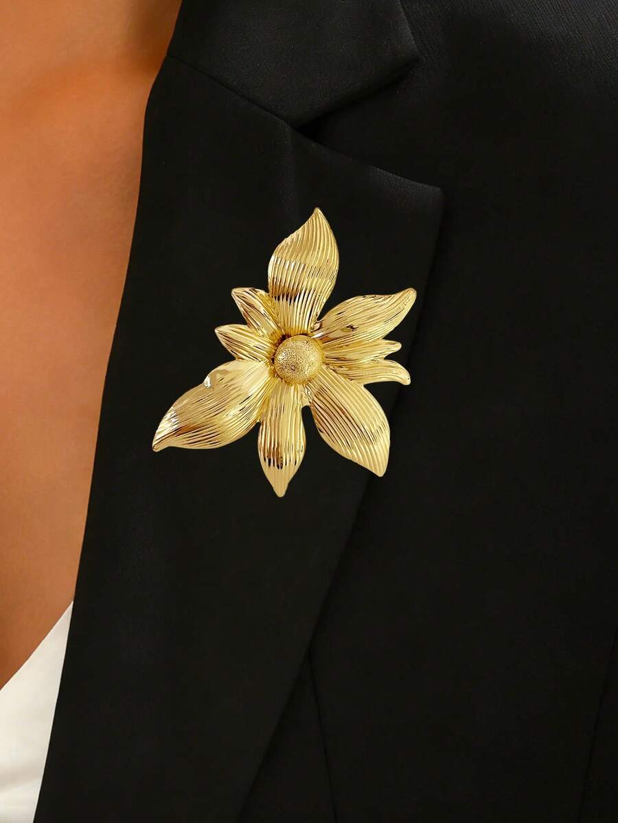 1件復古紋理金色3D百合花胸針,懷舊金屬花卉領飾針,優雅極簡時尚配件,適用春季/秋季辦公室、晚宴、雞尾酒會、週年紀念、感恩節禮物 - 金色 - 查看 1