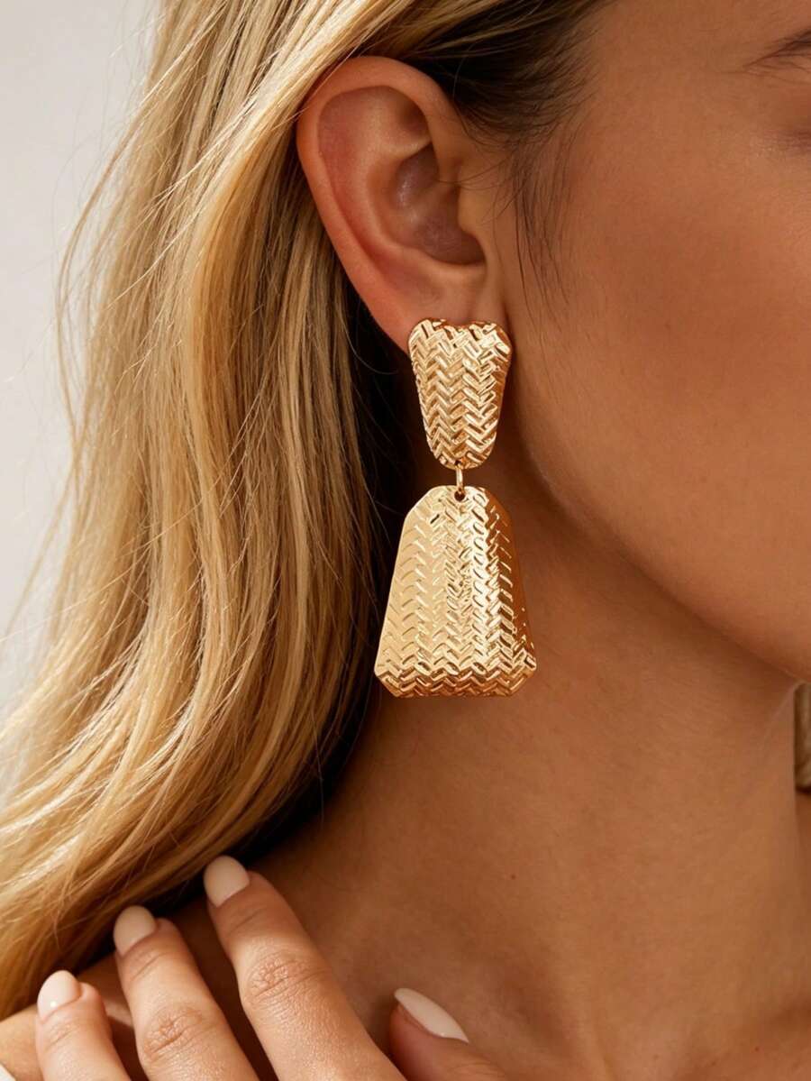 1 Pair Fashionable Versatile Woven Texture Geometric Trapezoid Dangle Earrings For Women, Suitable For Banquet And Party Wear - Yellow Gold - View 1
