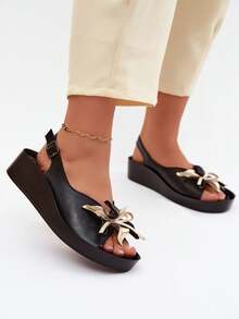 Elegante und bequeme Damen-Sandalen aus Leder S.Barski KV61-6045 mit dekorativer Verzierung auf einem zarten Keilabsatz Gold Schwarz - Schwarz - Übersicht 2