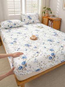 1pc White Background Watercolor Blue Branch Peony Floral Pattern Fitted Sheet, No Filling, Bedroom Use Flannel Ultra-Fine Fiber Breathable Comfortable Fitted Sheet, King/Queen/Full/Twin Size - Baby Blue - View 2