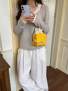 1 pieza Mini bolso bandolera de moda con cordón, de PU de unicolor con relieve a rayas y decoración de cadena de perlas, portátil, adecuado para el uso diario de las mujeres - Amarillo - Ver 5