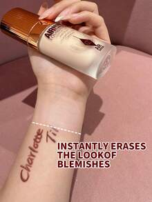 CHARLOTTE TILBURY Air Cushion Flawless Foundation - 1 Neutral 30mL E 1.0 Fl.0z. - 1N - View 8