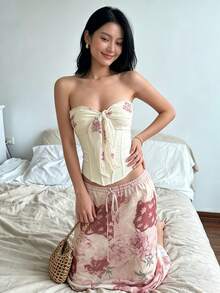 Top Dazzle 優雅女款針織無肩帶短版上衣，抽褶胸部設計、露背細節與不對稱下擺 - 白色 - 查看 5