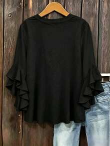 Plus Size Women's Solid Color Ruffle Sleeve V-Neck Blouse Black - Black - View 3