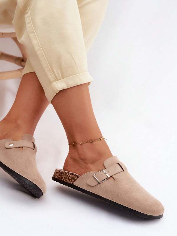 Damen Clogs mit Schnalle, bequem, stilvoll, Kunstwildleder mit profilierter Innensohle, auf Korkplateau, Spitzen Beige Beige