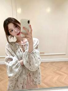 New Women's Spring/Summer Minimalist Elegant Printed Lightweight Cool-Touch Sun-Protective Breathable Blouse - Apricot - View 2
