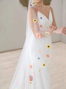 1件 250CM 花卉刺繡花朵蕾絲貼花新娘頭紗，附梳子，單層婚禮配飾 - 彩色 - 查看 6