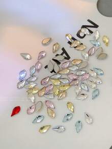 20pcs Sparkling Colorful Rock Candy Zirconia Flat Back Nail Rhinestones, Flower Cut Flat Back Rhinestones Nail Decor, Sparkling K9 Beveled Small Flat Back Asymmetrical Rhinestones, Colorful Mixed Nail Rhinestones Glitter Nail Nail Charms - 彩色 - 查看 10