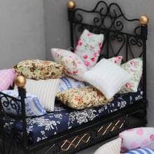 Mini Throw Pillow, Dollhouse Miniature Home Decor Sofa Bedroom Scene Cushion Prop Model Accessory, 1:12 Dollhouse Accessory Throw Pillow Doll Model Accessory, DIY Fabric Sofa Throw Pillow Photography Prop Decoration - Multicolor - View 1