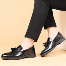 Men Tassel Decor Dress Shoes, Vintage Brown Dress Loafers For Wedding - Black - View 5