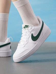 Nike Court Borough 休閒系列 舒適百搭GS 板鞋 男女同款 - 白色/冷杉綠 - 查看 1
