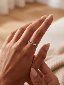 1pc Intertwined Double Ring Exquisite Women's Jewelry, Suitable For Balls, Dates, Holidays, Anniversaries And Other Special Occasions - Double Interlocking Ring - View 3