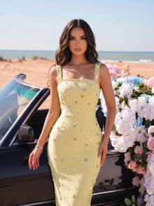 Nuevo vestido maxi de dama de honor sexy con tirantes de espagueti, cuello cuadrado, espalda descubierta, diseño floral con strass de alta gama, unicolor y ajuste ceñido - Amarillo claro - Ver 7