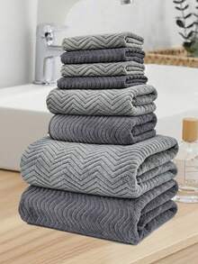 4pcs Mixed Coral Fleece Towel Set, Soft And Skin-Friendly Touch, Suitable For Bathing, Face Wiping, Hair Drying, Bathroom Decor, Hotel, Spa, Home Accessories, Holiday Gifts And More - Multicolor - View 3