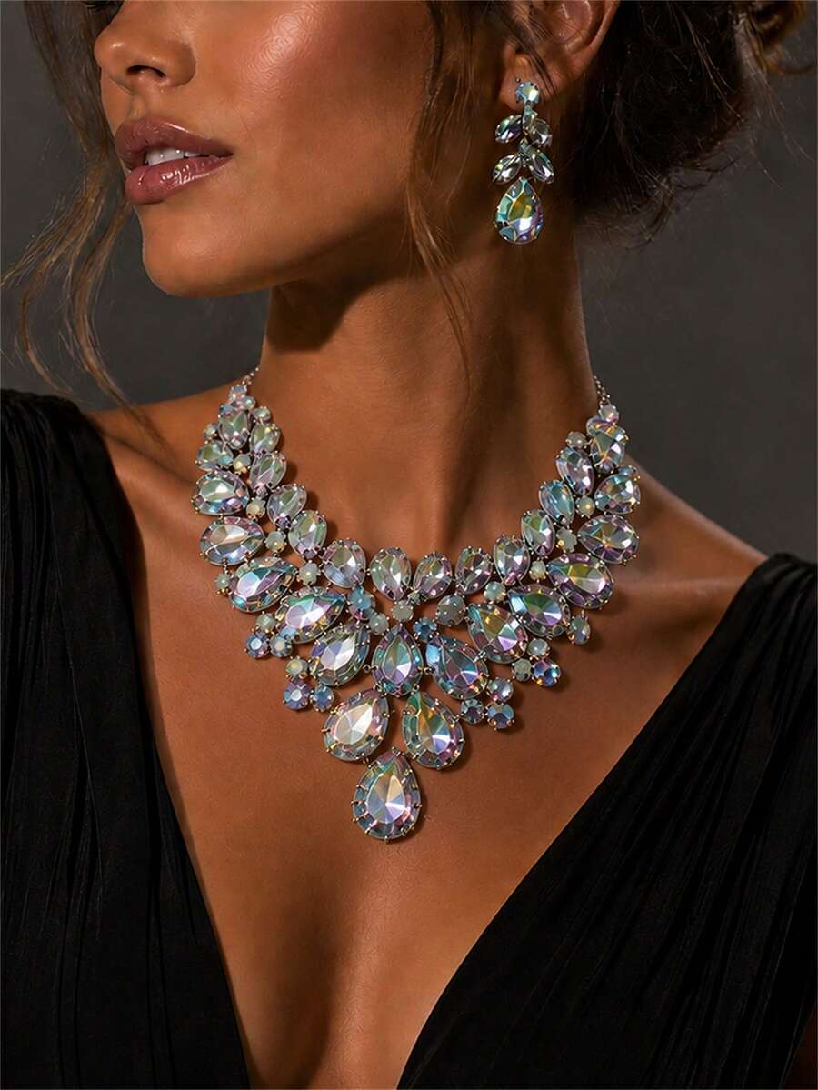 3-Piece Sparkling, Gorgeous, And Colorful Necklace Set For Women, Perfect For Weddings, Banquets, And Formal Wear. - Silver - View 1
