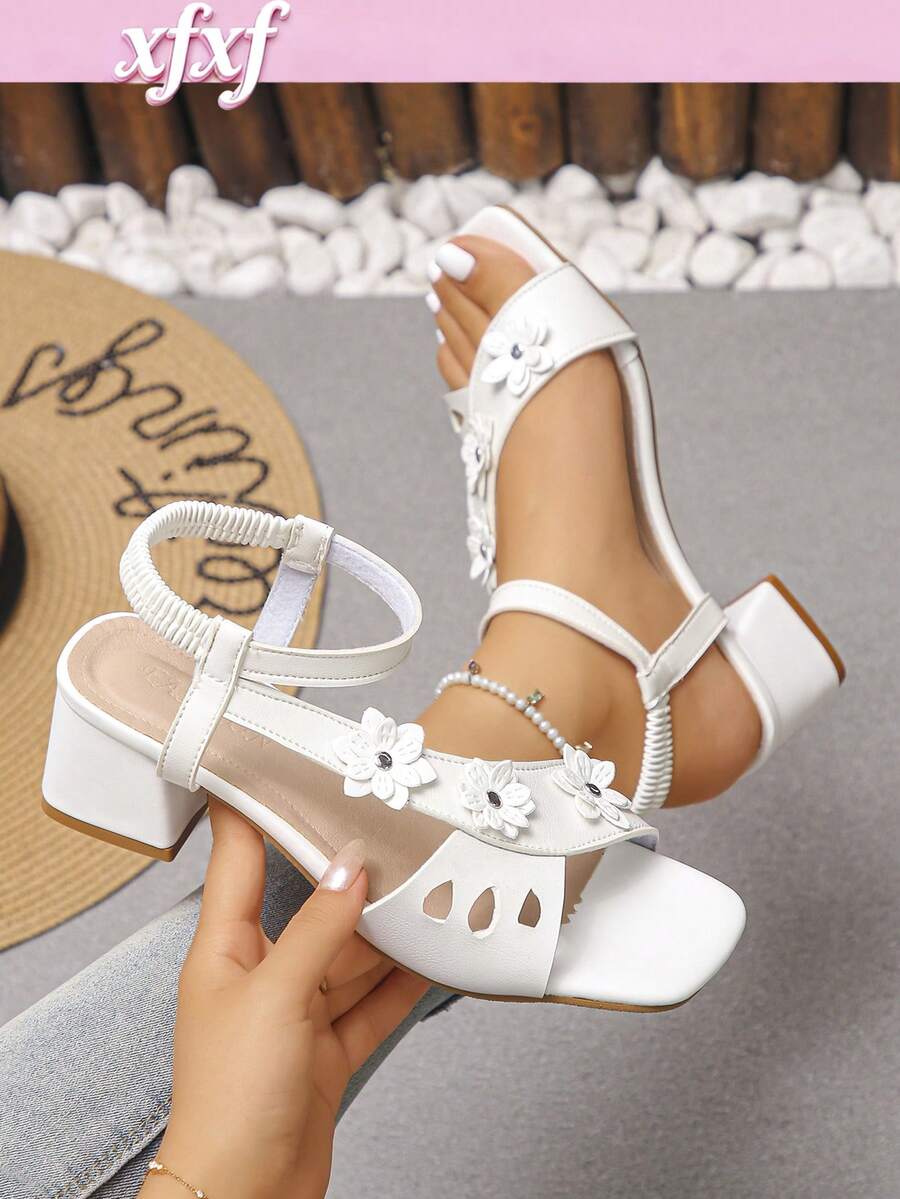 XfxfA Pair Of Women's Square Toe White Three-Dimensional Flower Thick Heeled Open Toed Sandals, Suitable For Beach Vacations/Weddings/Parties. - White - View 1