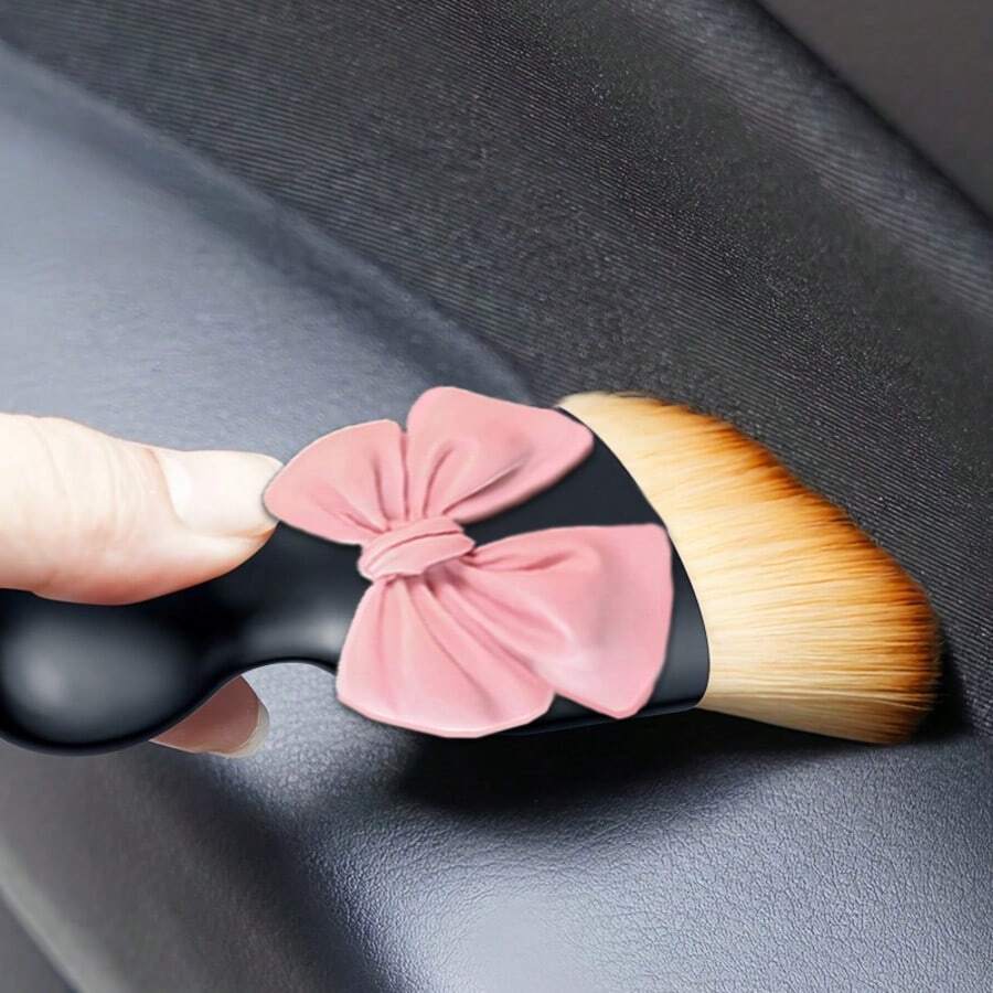 Highly Attractive Car Cleaning Small Brush, Pink Bow Creative Decoration, Soft Bristles Won't Damage Car Paint And Interior, Efficiently Cleans Small Gaps In Car, Essential Cleaning Item For Women's Cars
