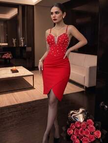 Vestido mini ajustado de tirantes finos rojo para mujer, con cuello en V, cuentas de perlas y strass, fruncido y bajo asimétrico, vestido de noche para discoteca, cóctel y fiesta - Rojo - Ver 3
