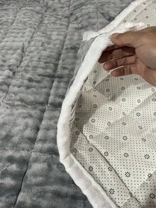 1pc Grey Quilted Mattress Protector, Soft Taffeta Dark Grey Mattress Cover, Minimalist Bedding, 4-Corner Elastic Strap Design, Also Suitable For Spring Mattress Use, Foldable Storage, Easy To Care, All-Season Use - Light Grey - View 9
