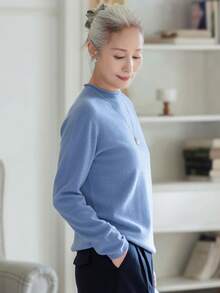 女款時尚藍色羊毛毛衣，柔軟小立領針織上衣，適合萬聖節、感恩節、聖誕節節日穿搭 - 霧霾藍 - 查看 3